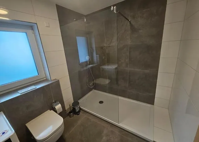 Erdgeschoss In Tbb 公寓